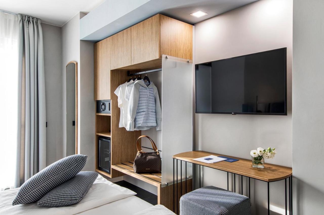 Reflection Boutique Hotels ตอสโกลาโน มาแดร์โน ภายนอก รูปภาพ